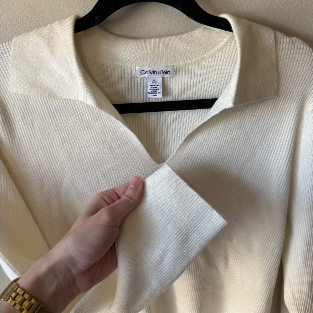 Calvin Klein Sweater with Collar - Picture 4 of 4